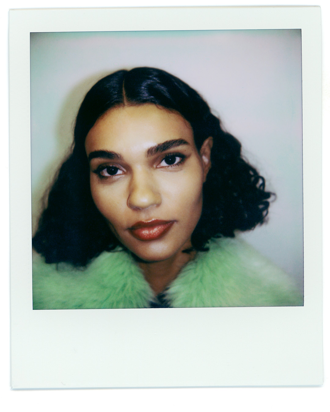 ZJ_OFFWHITE_BACKSTAGE_POLA_16