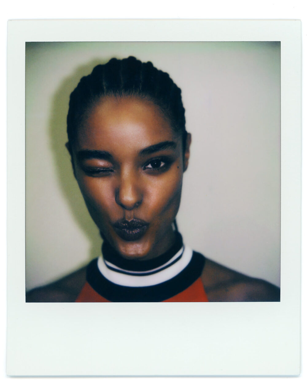 ZJ_OFFWHITE_BACKSTAGE_POLA_5