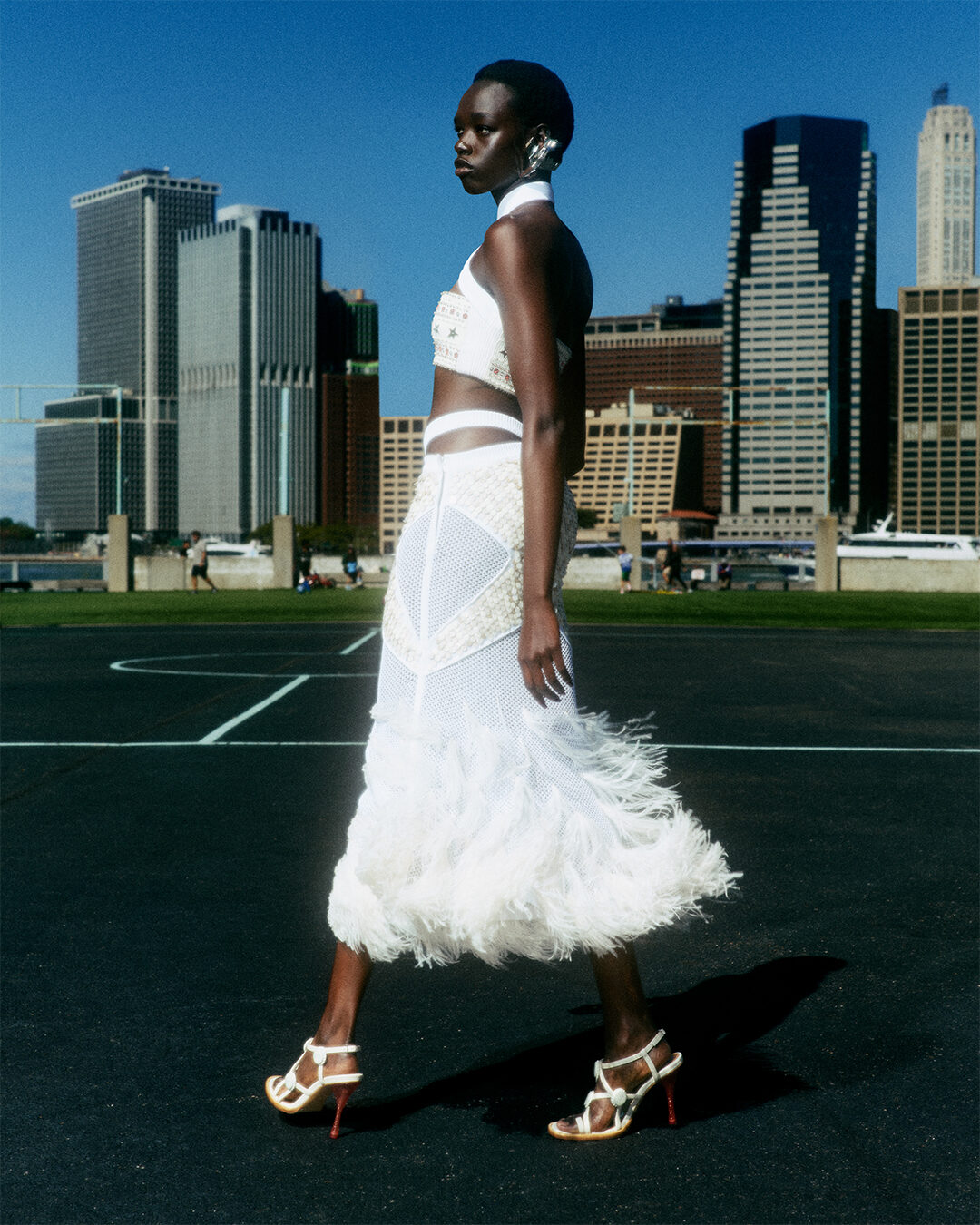 IMGN_240908_SHEA_OFFWHITE_Shot_06_083_sRGB_F1