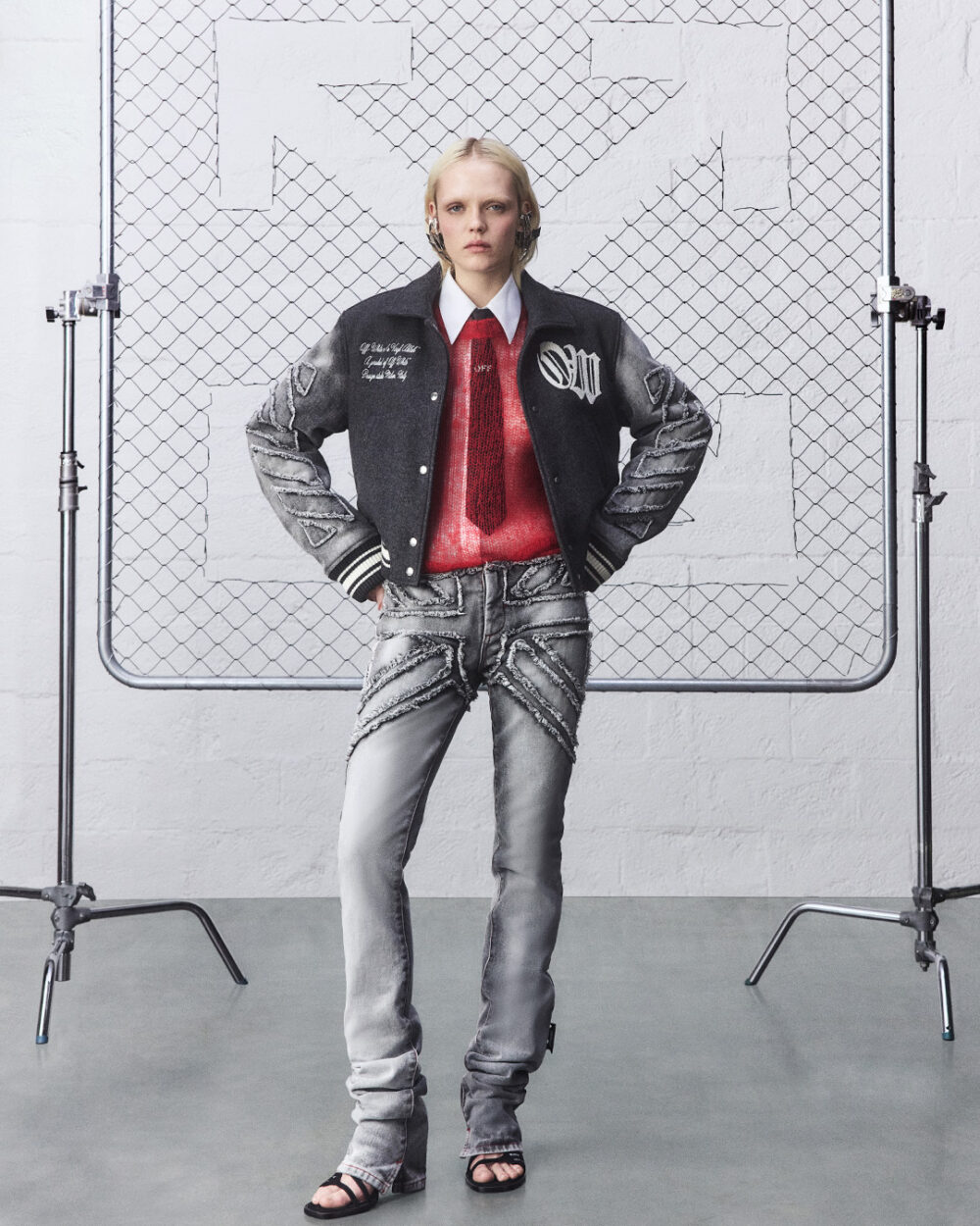 LOOK_25_OFF WHITE GLOBAL CITIZEN_45_2551