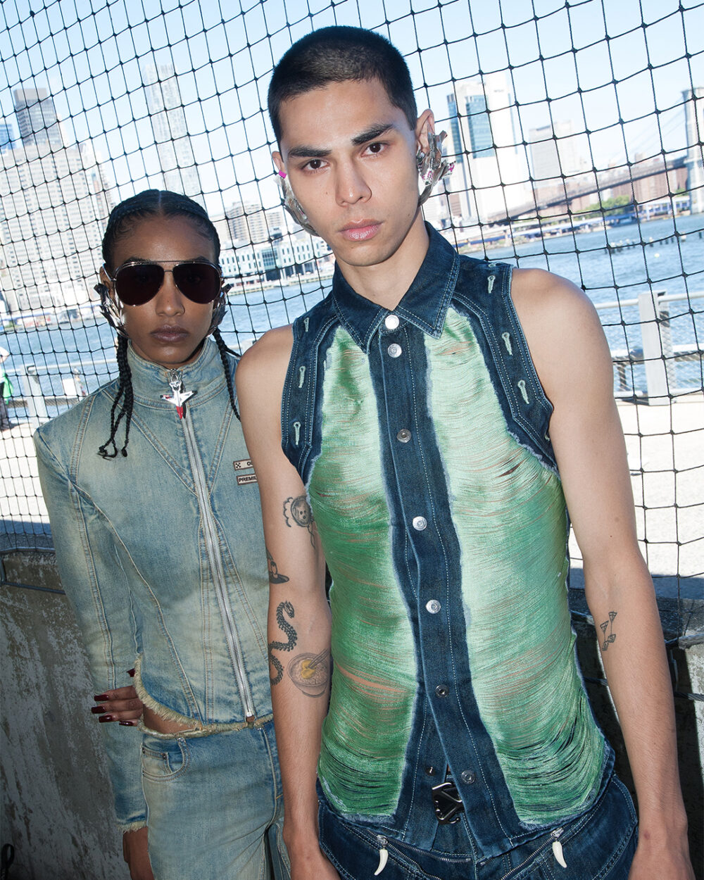 QB_OffWhiteSS25_FinalSelection-11