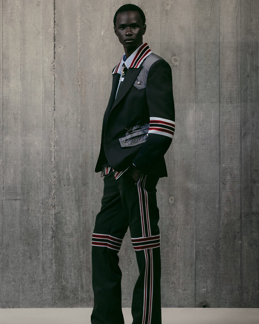 20250306_OFF_WHITE_SHOT 06_0178