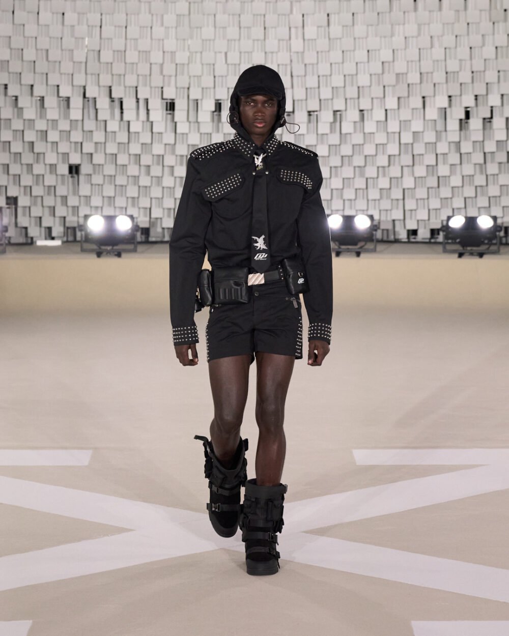 Off White F25 Look 009